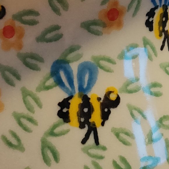 Polish Pottery Honey Bee 6" Jar with Lid - Picture 3 of 8